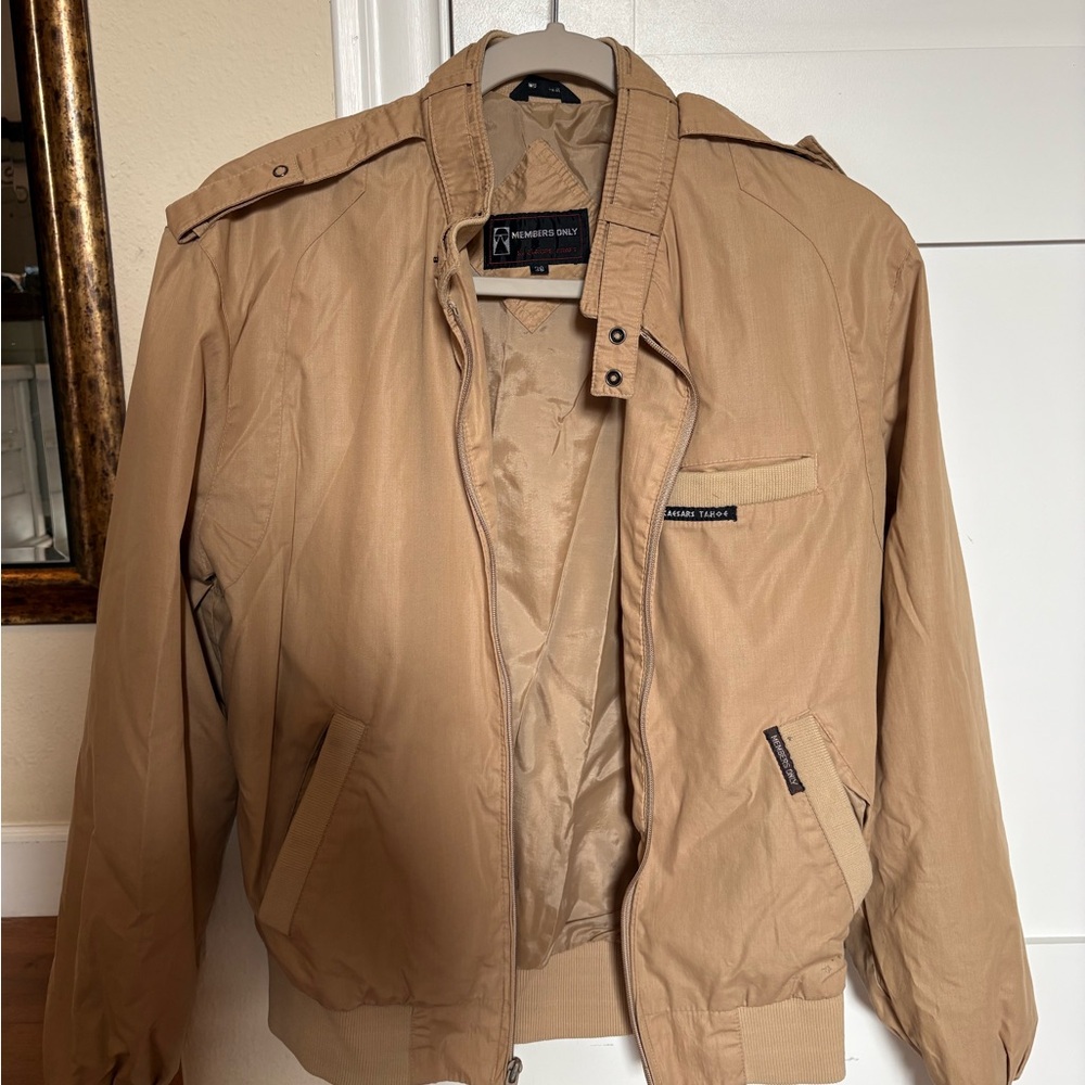 Members Only Tan classic Iconic Zip up Bomber Jacket Size 38